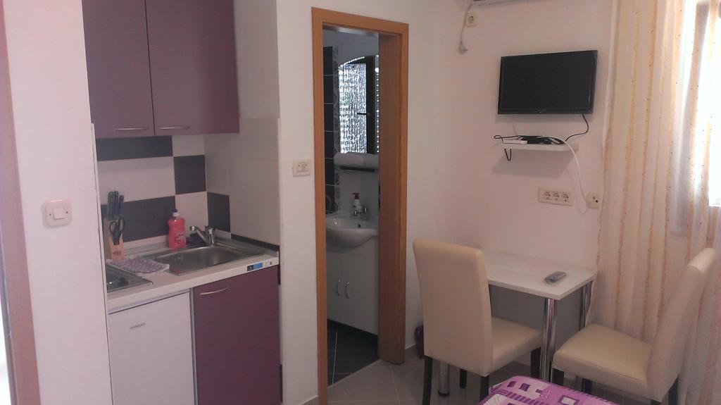 Apartments Hana Starigrad Paklenica Habitación foto