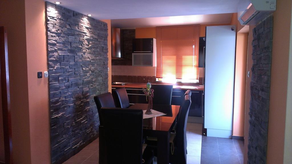 Apartments Hana Starigrad Paklenica Habitación foto